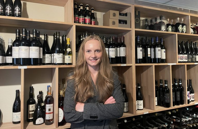 New Intern in Concealed Wines: Aniela Zawiła!